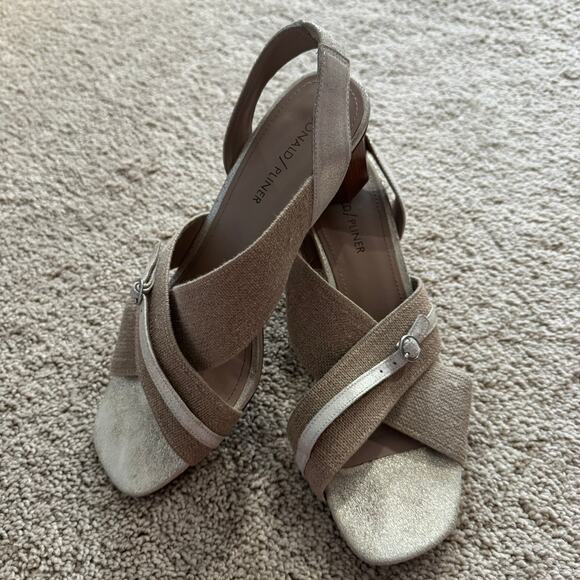 Donald J. Pliner Shoes - Donald Pliner Beige Linen Strappy Heeled Sandals Open Toe Size 8 Silver Metallic